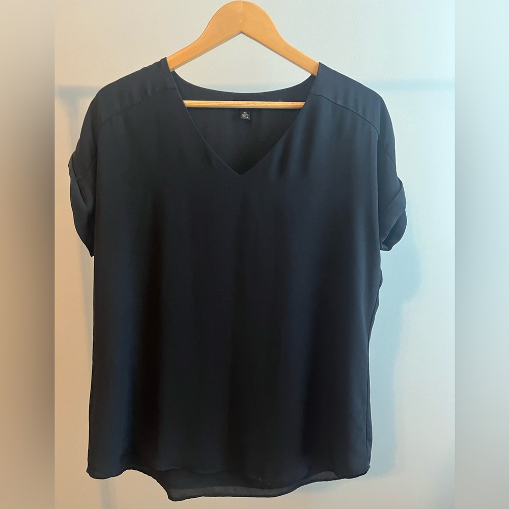 Versona black short sleeve blouse